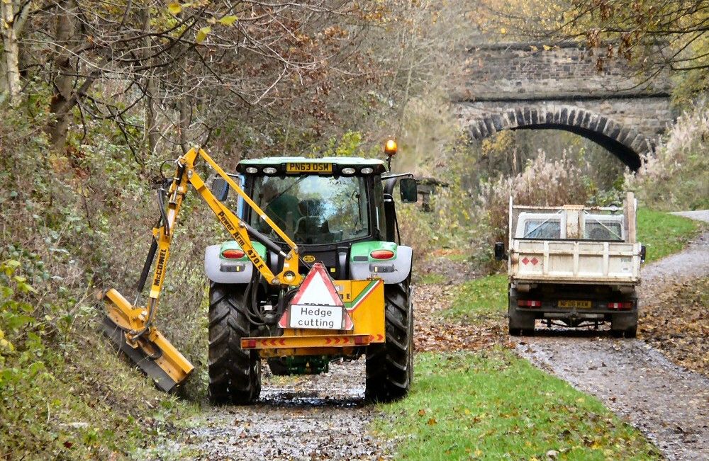 New hedgecutting rules to save crops from being crushed
