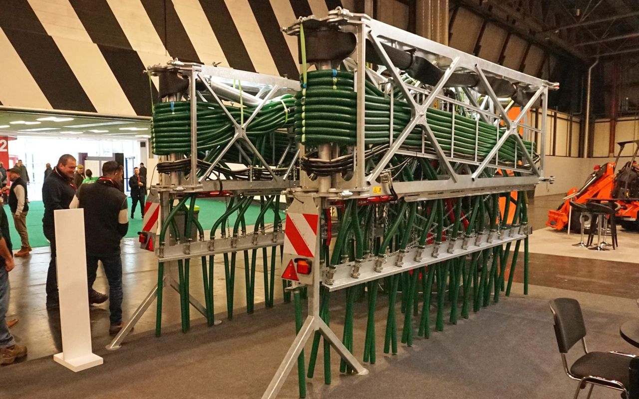 Vogelsang bring further sophistication to slurry booms