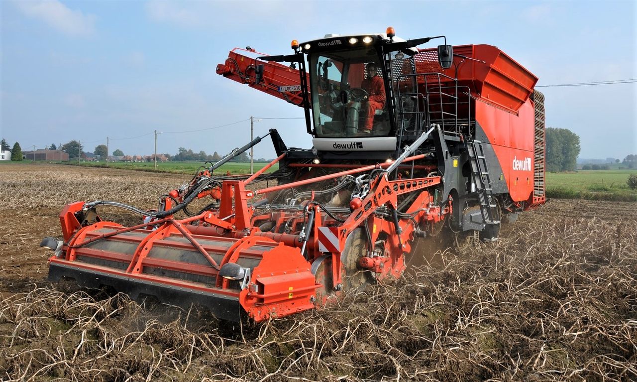 Dewulf partners with 'world's biggest tractor maker - by volume'