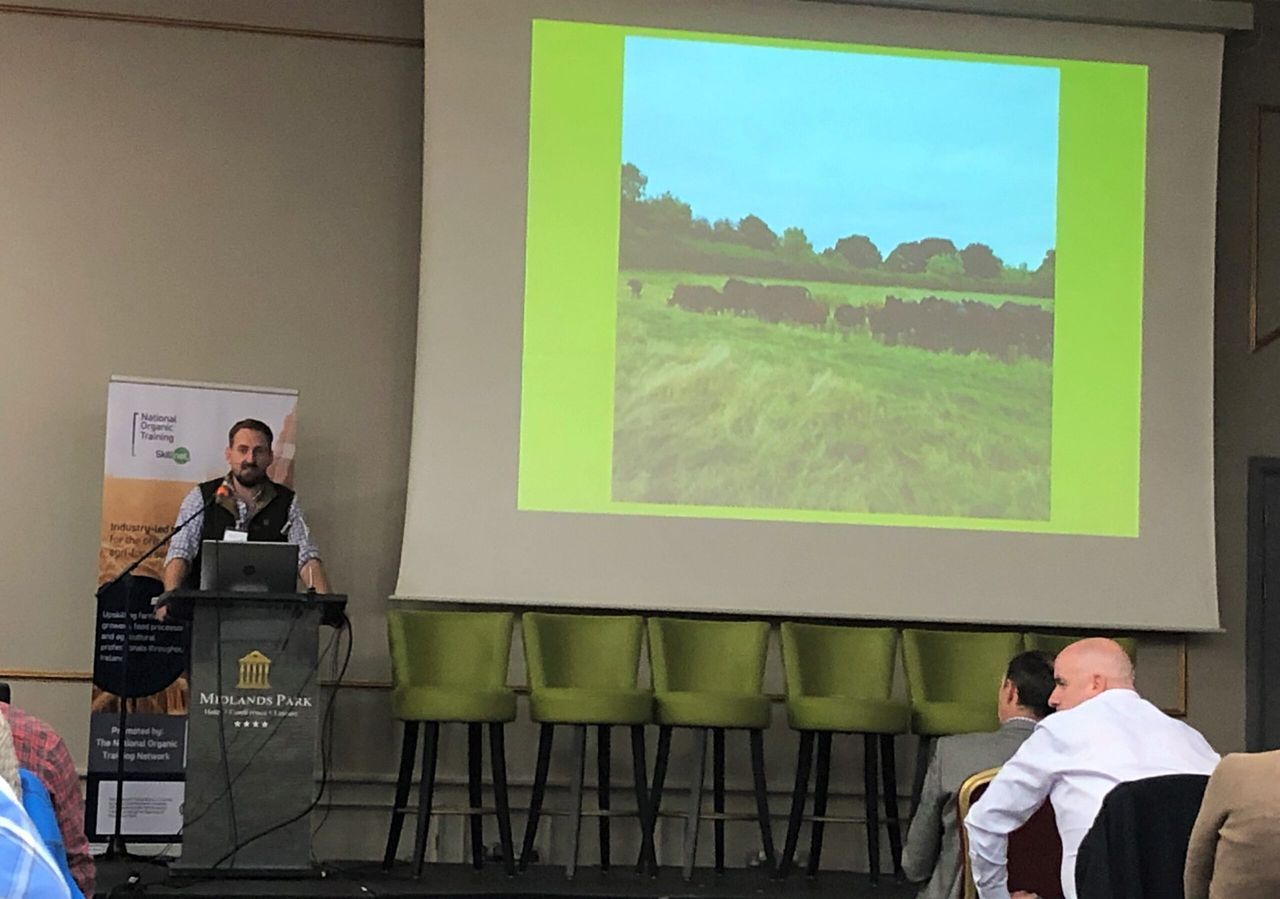 Finishing cattle off mixed-species grasslands alone in the UK