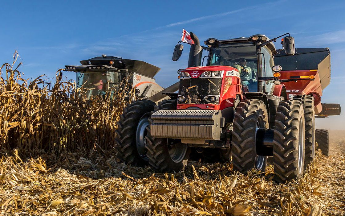 Large tractor sales boom in US but compacts stall