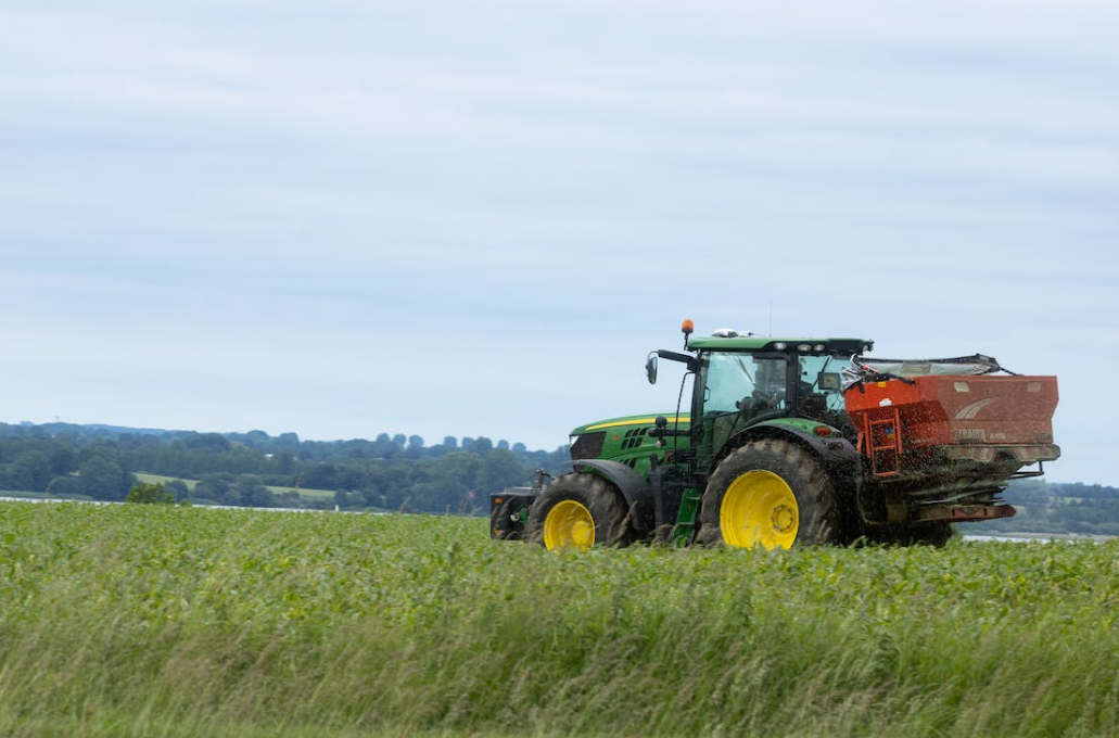 GB farmers will need photo ID to buy AN fertiliser from October