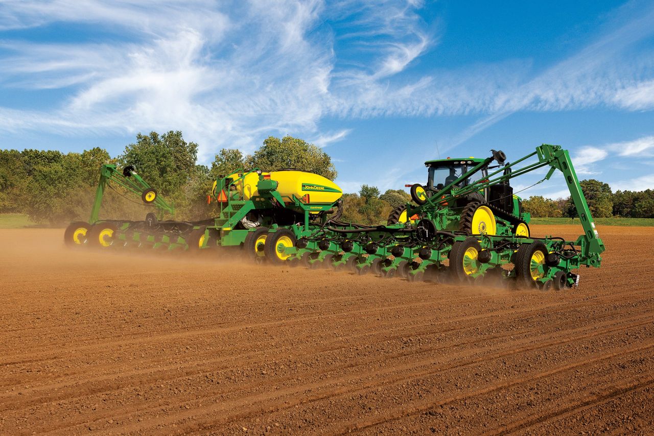 Monsanto drops proposed deal to sell planting division to John Deere