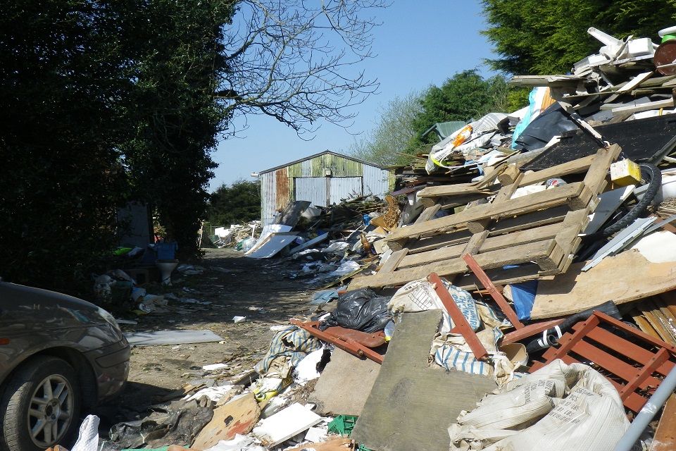 Lincolnshire man receives suspended sentence for illegal waste burning