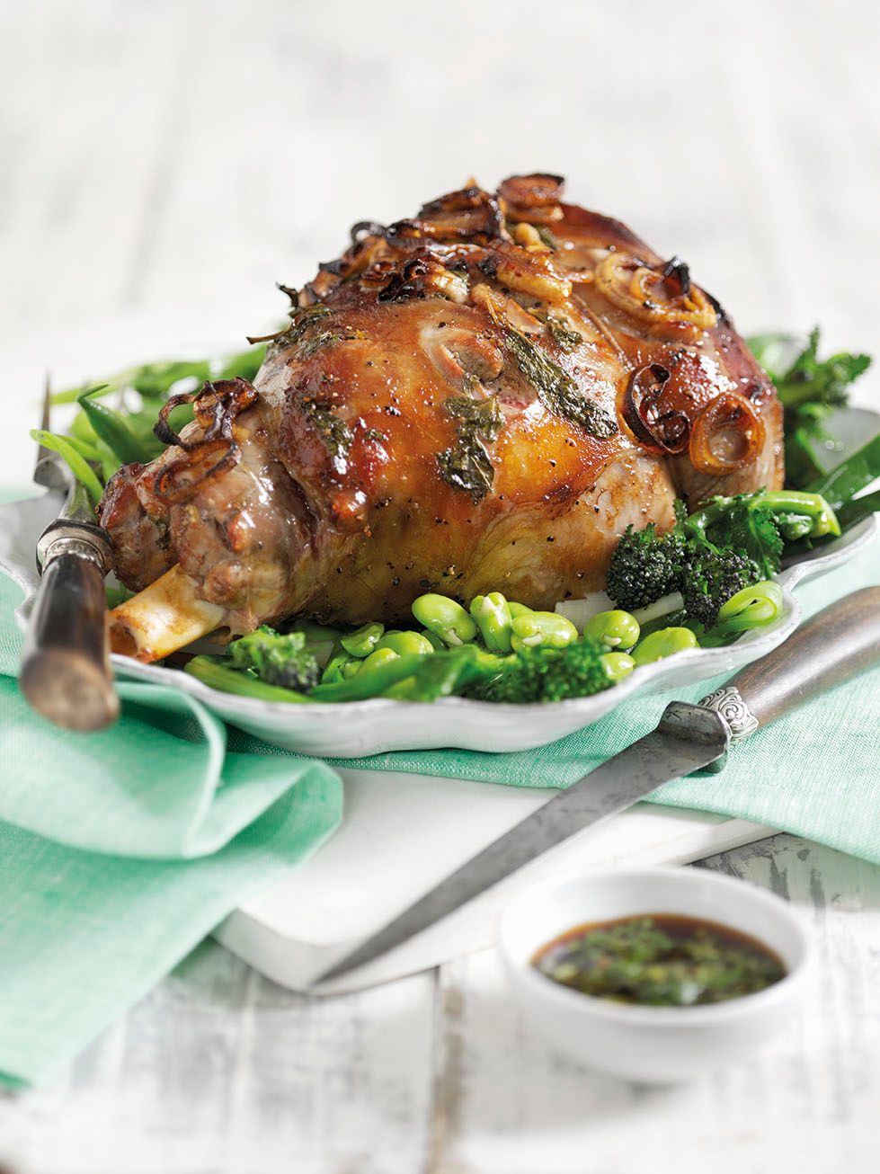 Excellent Easter for lamb sales across Wales