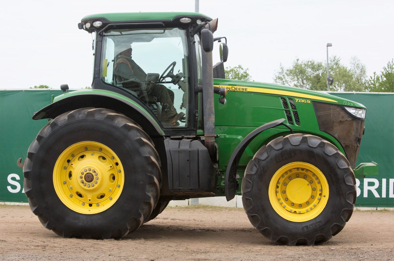 Auction report: John Deere highlights from monster May tractor sale