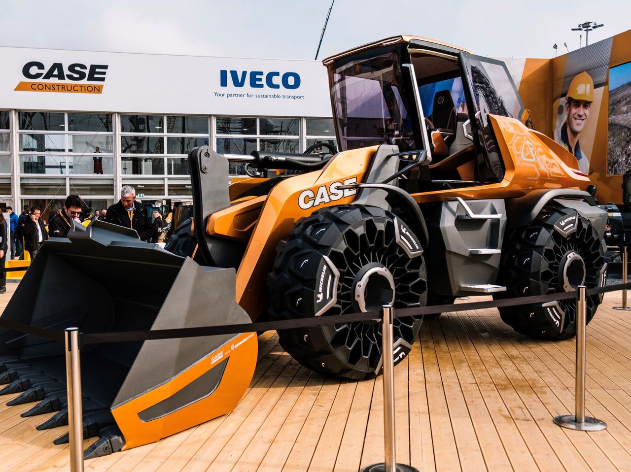 Case unveils its ‘loader of the future’