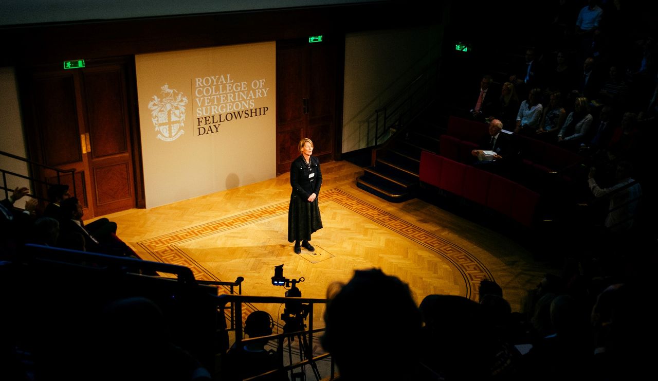 Chief vet and renowned physicist to speak at RCVS Fellowship Day